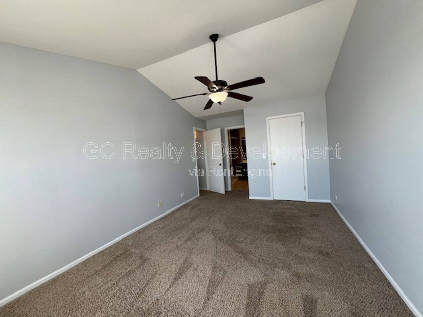 *** COMING SOON 5/15/26! / 3 BDRM - 2.5 BTH / RECENTLY UPDATED / PET FRIENDLY / W&D IN UNIT / SS APPL / FRONT PORCH *** property image