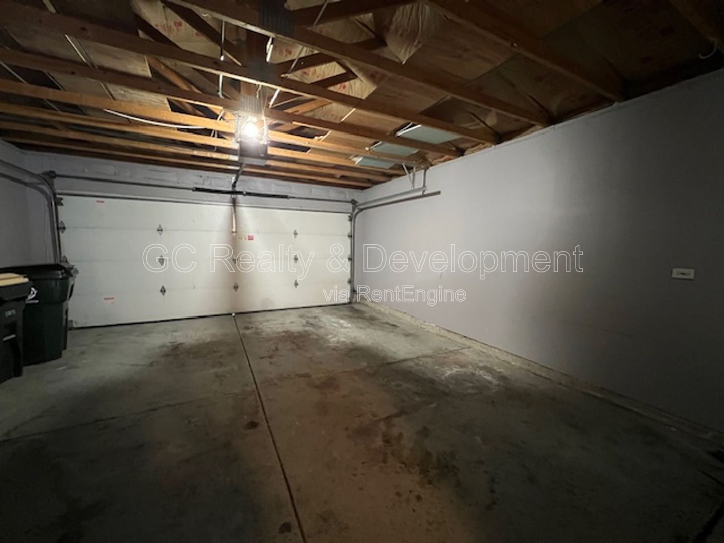 *** COMING SOON 5/15/26! / 3 BDRM - 2.5 BTH / RECENTLY UPDATED / PET FRIENDLY / W&D IN UNIT / SS APPL / FRONT PORCH *** property image