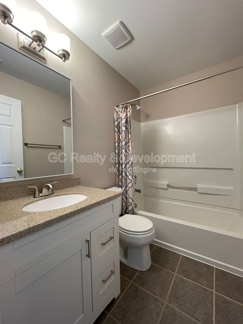 *** COMING SOON 5/15/26!/ NAPERVILLE LOCATION / END-UNIT TOWNHOME / 2 BDRM / 2.5 BTH / ATTACHED GARAGE *** property image