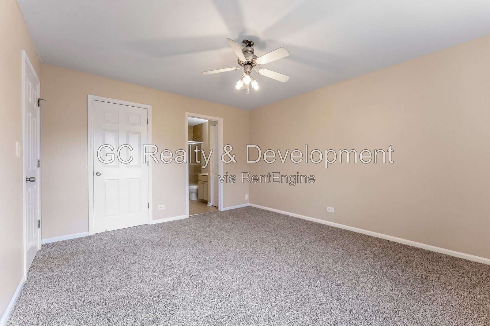 *** 2BR - 2BA / CENTRAL AC / IN-UNIT LAUNDRY / ATTACHED GARAGE / STORAGE / SHOPPING NEARBY *** property image