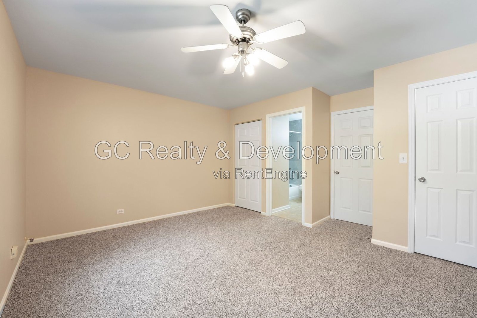 *** 2BR - 2BA / CENTRAL AC / IN-UNIT LAUNDRY / ATTACHED GARAGE / STORAGE / SHOPPING NEARBY *** property image