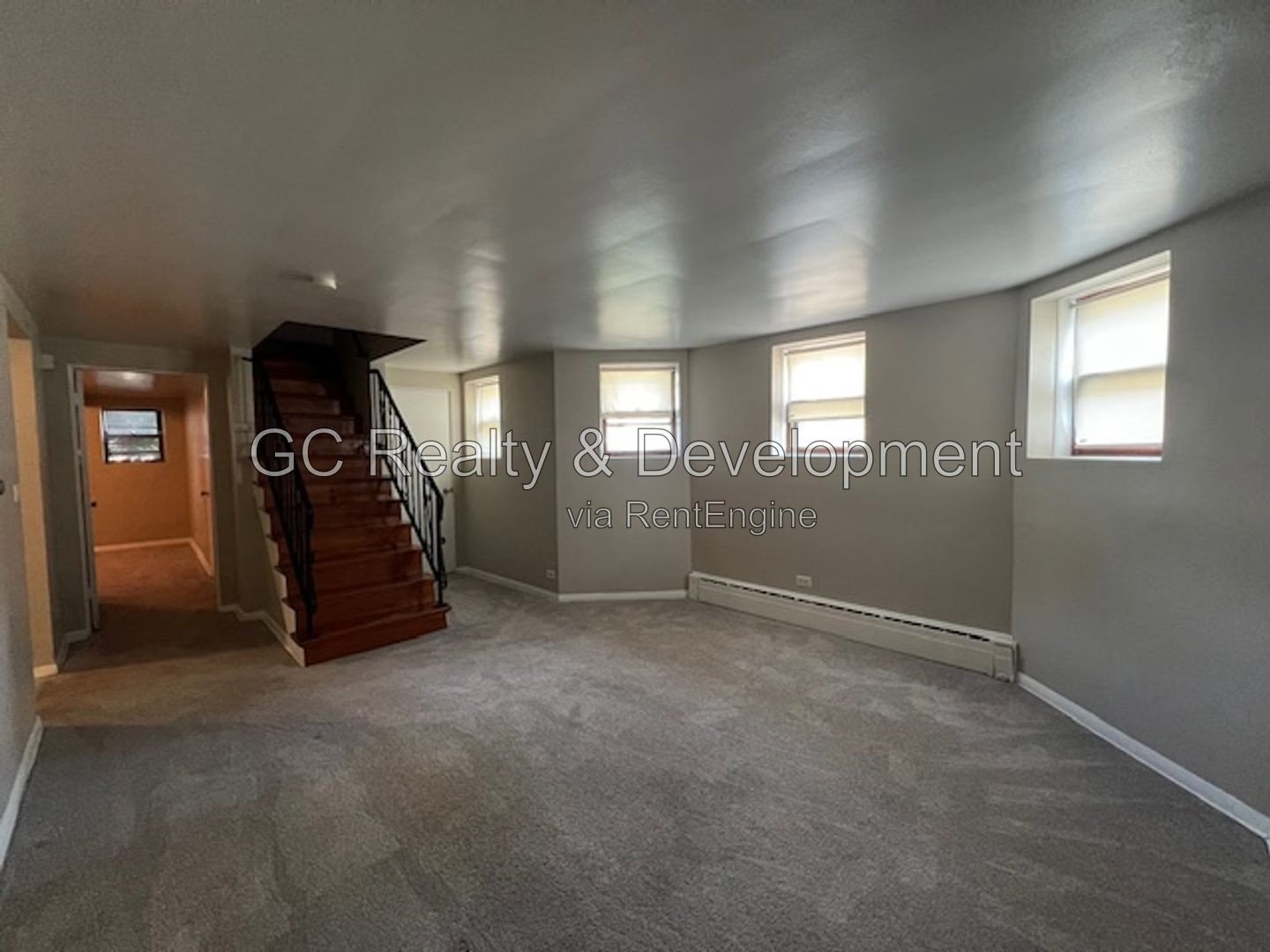 ***FOREST PARK / 1 BDRM / APPLIANCE INLC / TENANT PAYS ELECTRIC ONLY / LAUNDRY IN BUILDING*** property image