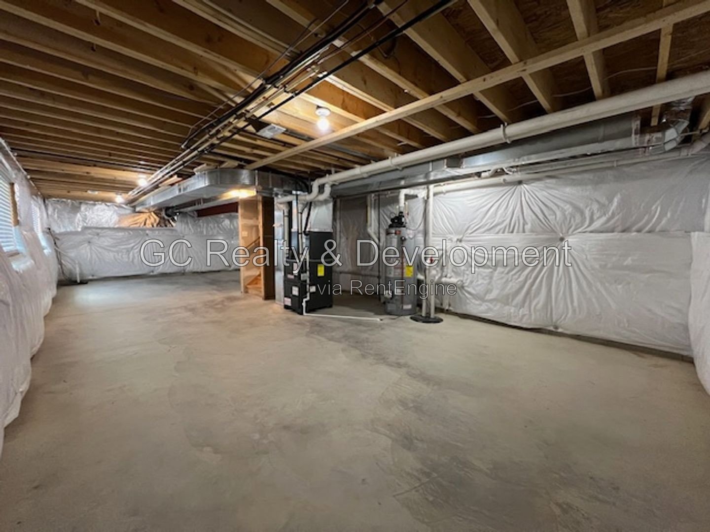 *** SOUTH ELGIN 4 BDRM -3.5 BTH / ST CHARLES SCHOOL DIST. / 3 CAR ATTACHED GARAGE *** property image