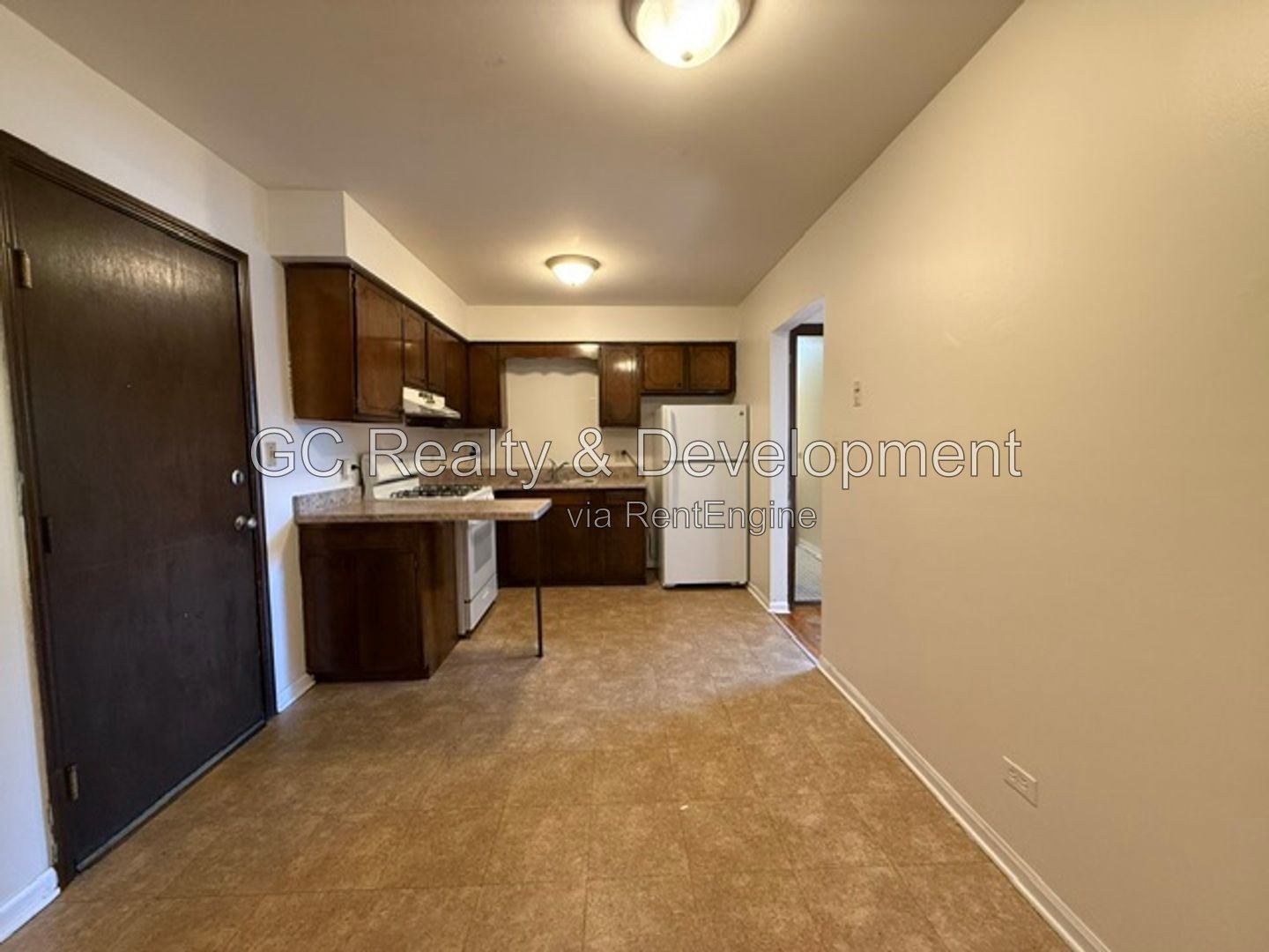 *** 2 BDRM / ONLY PAY ELECTRIC / COMMON AREA LAUNDRY / 2 PARKING INCL *** property image