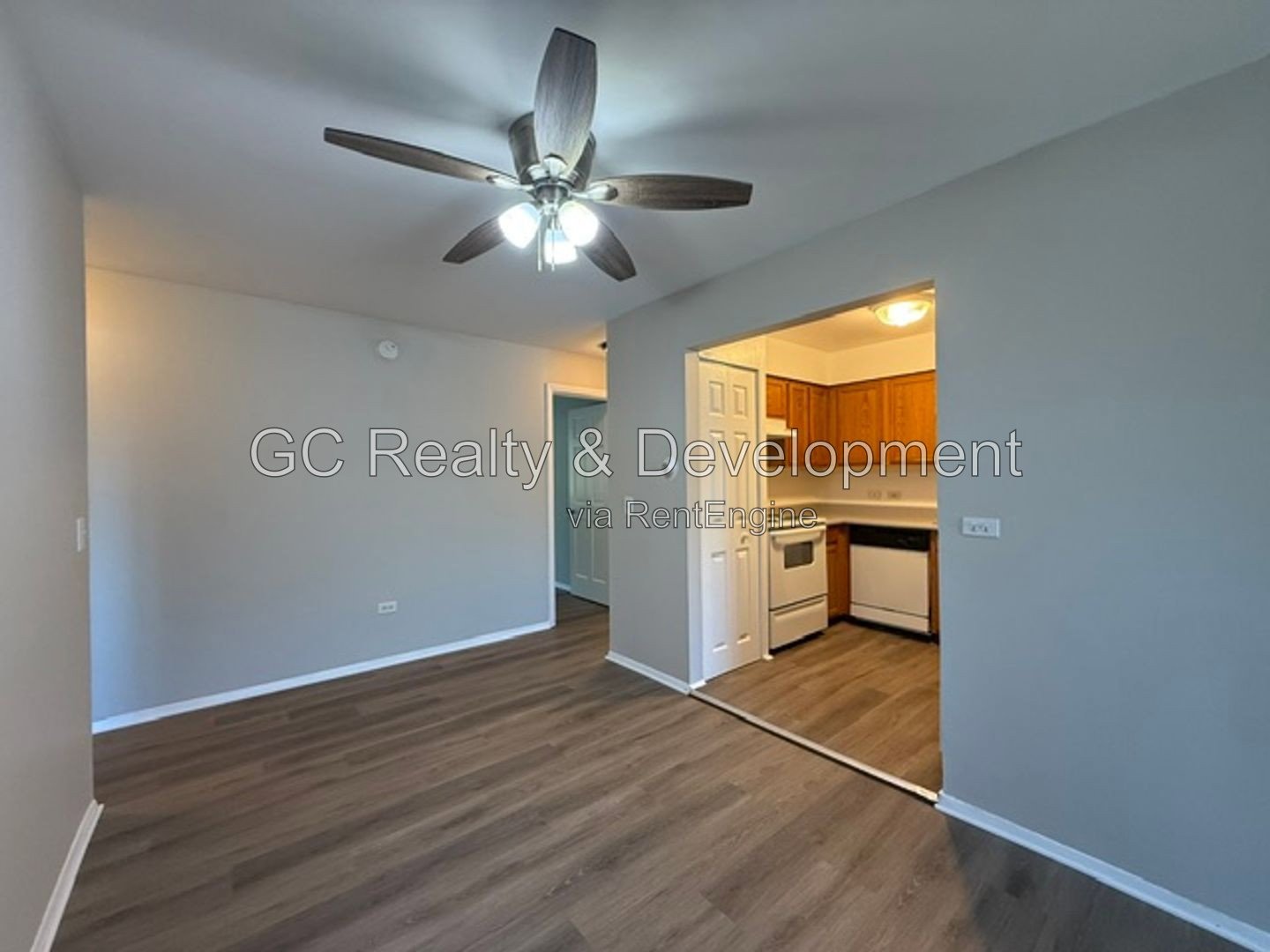 *** 1BR, 1BA / IN-UNIT LAUNDRY / PAY ONLY ELECTRIC *** property image