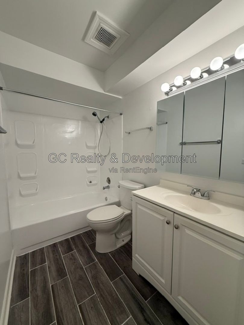 *** 1BR, 1BA / IN-UNIT LAUNDRY / PAY ONLY ELECTRIC *** property image