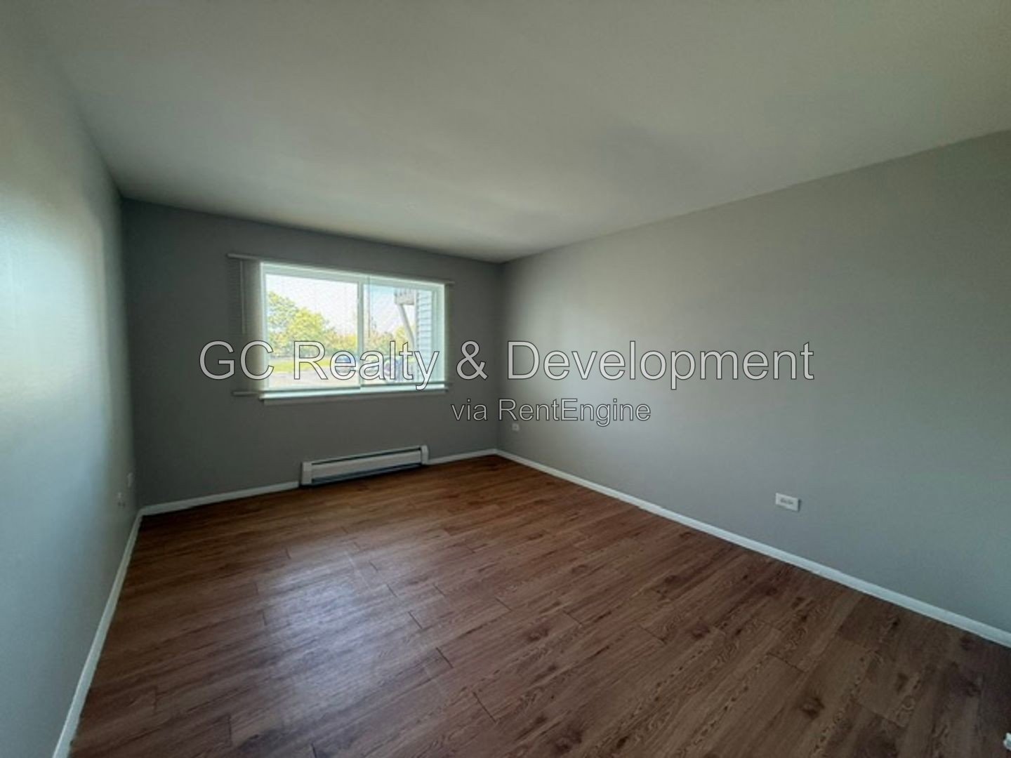 *** 1BR, 1BA / IN-UNIT LAUNDRY / PAY ONLY ELECTRIC *** property image