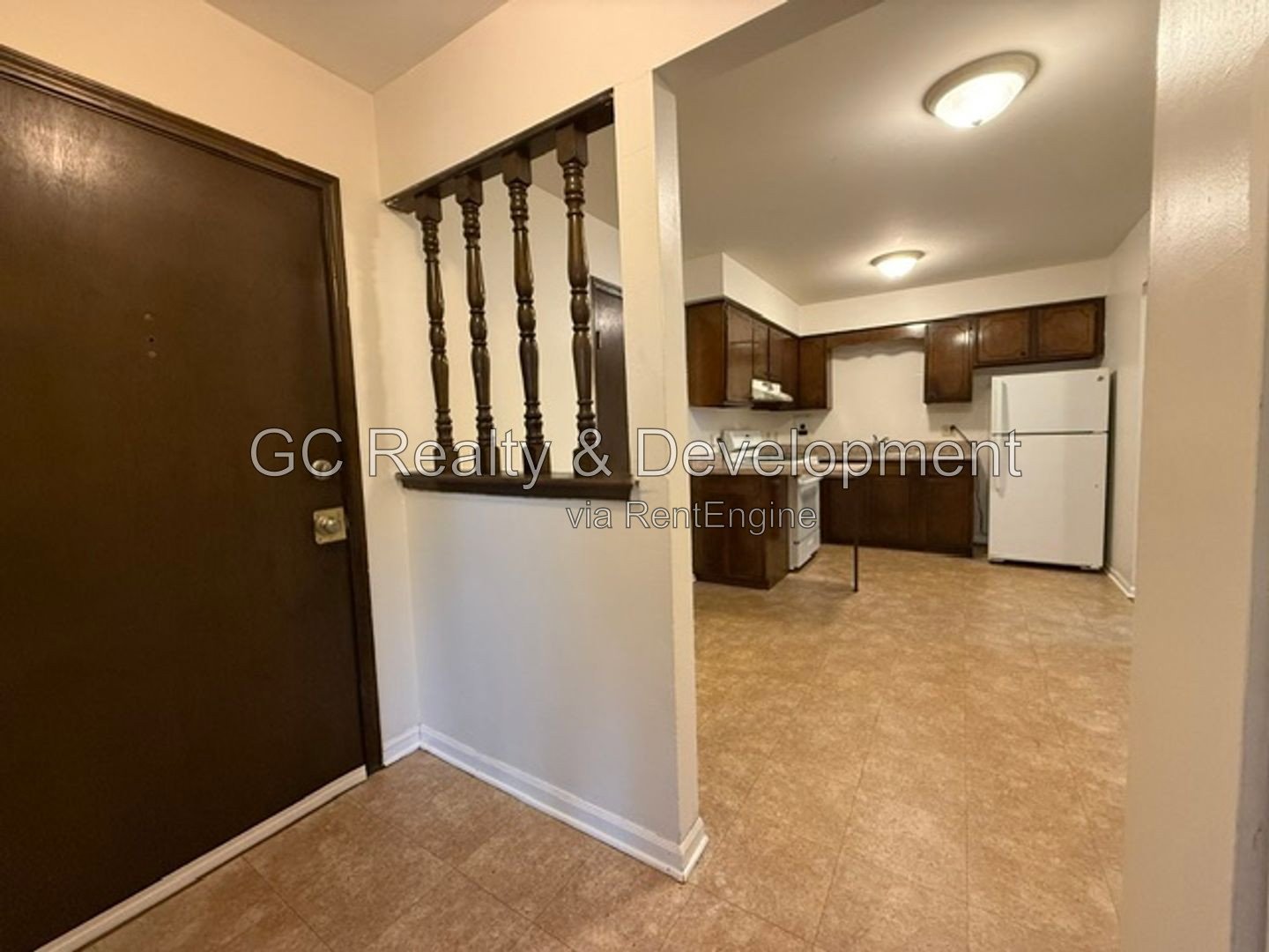 *** 2 BDRM / ONLY PAY ELECTRIC / COMMON AREA LAUNDRY / 2 PARKING INCL *** property image